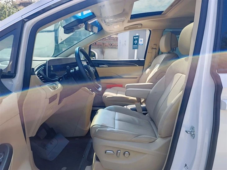 Buick GL8 ES 2024 best